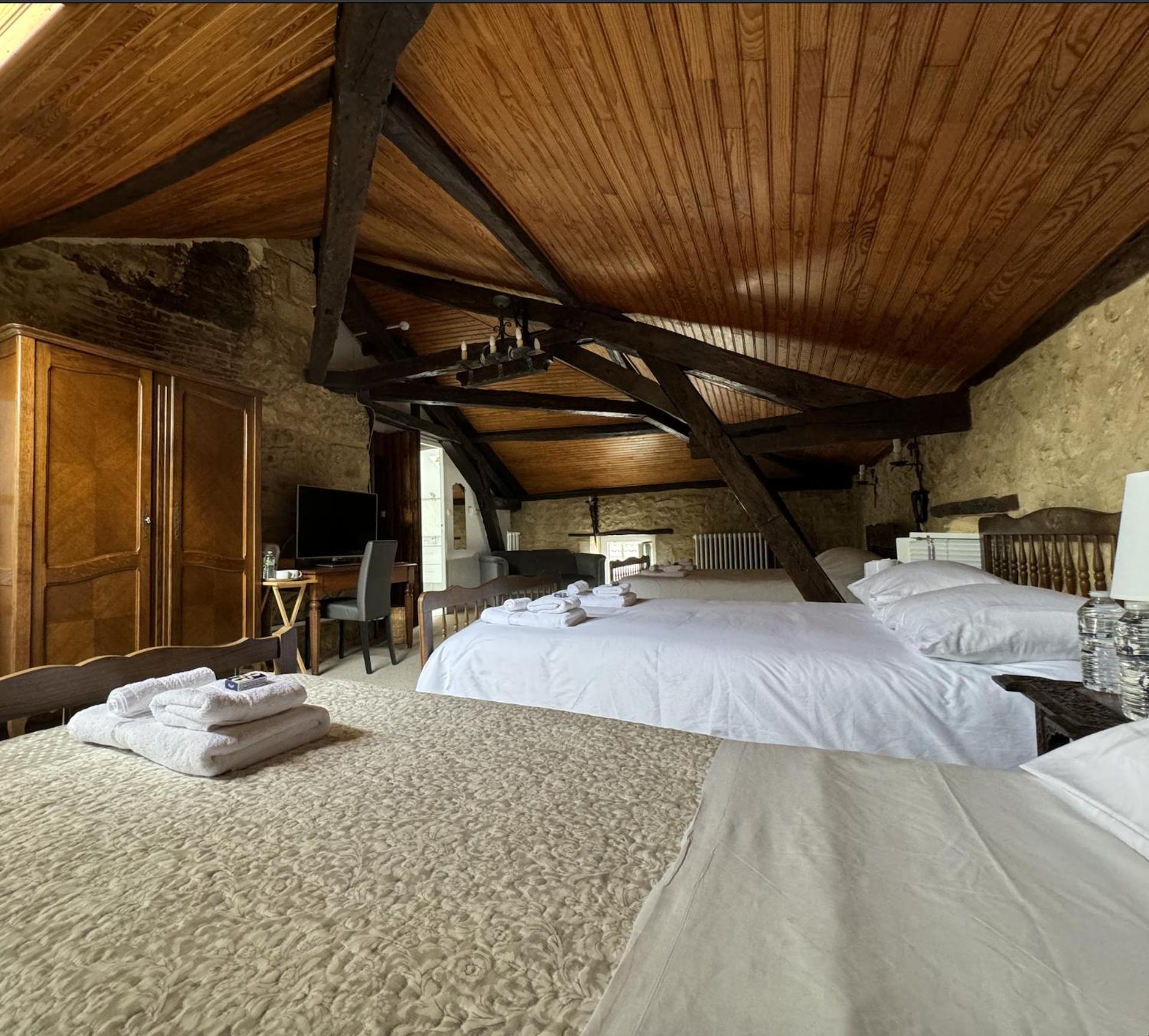 Hotel De France Et De Russie Thiviers Bagian luar foto